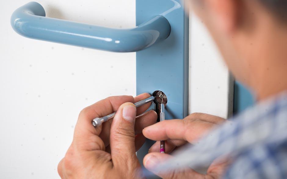 serrurier tarif changement serrure Claye-Souilly